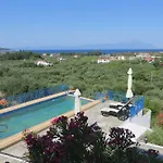 Sartivista Bed & Breakfast 4*