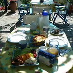 Sartivista Bed & Breakfast 4*