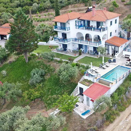 Sartivista Oda ve Kahvaltı Sarti